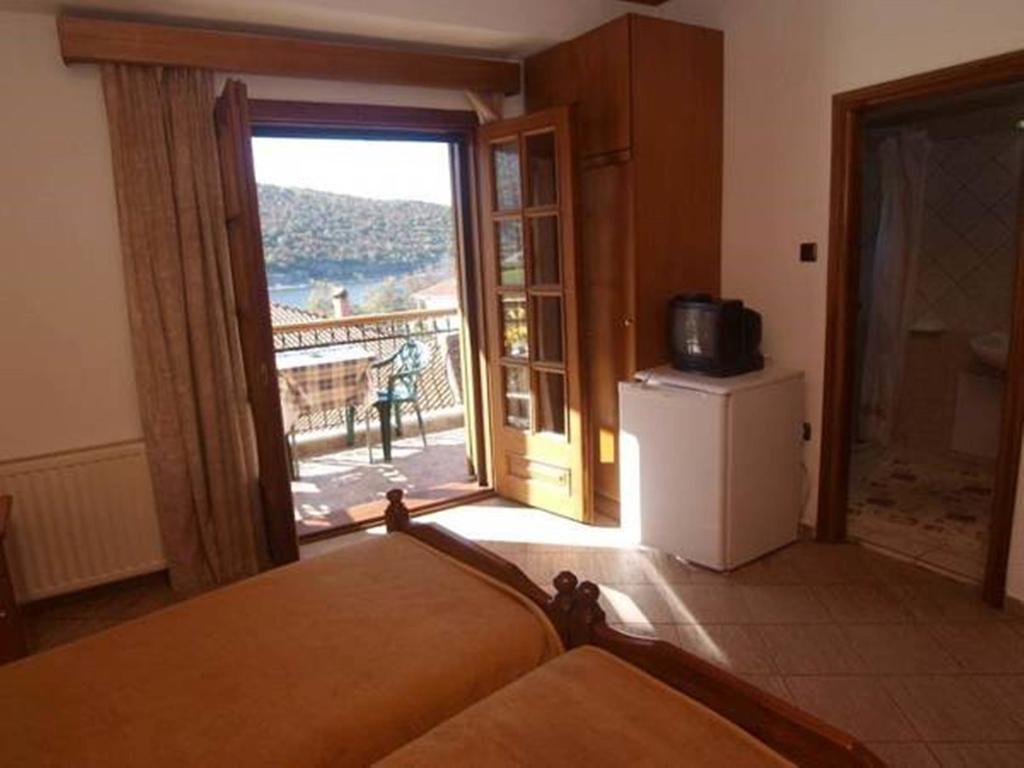 Hotel Arhontiko Psarades Pokoj fotografie